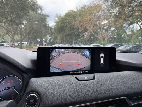 Used 2025 MAZDA CX-70 3.3 Turbo w/ Preferred Package image 17