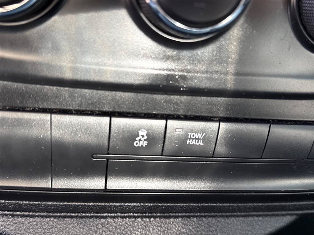 Used 2017 RAM 1500 Express AWD/4WD image 13