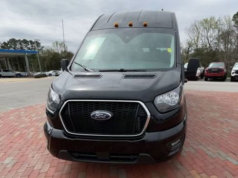 Used 2025 Ford Transit 350 XLT image 4