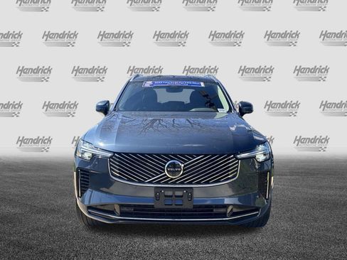 Used 2025 Volvo XC90 B6 Plus image 3