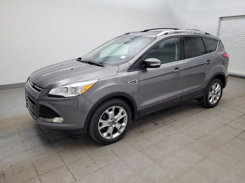 Used 2014 Ford Escape Titanium image 2