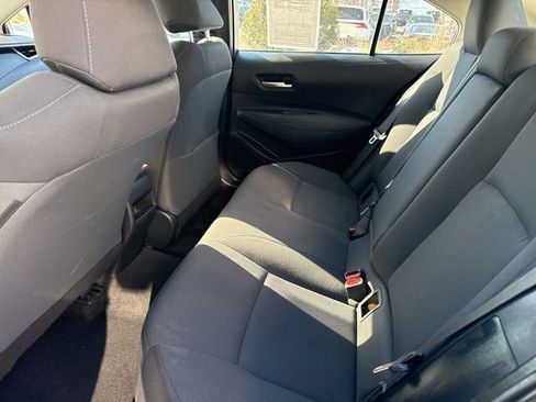 Used 2021 Toyota Corolla LE image 25