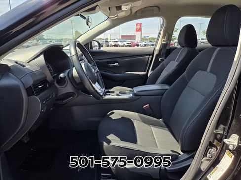 Used 2024 Nissan Sentra SV w/ All-Weather Package FWD image 9