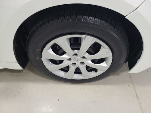 Used 2023 Toyota Corolla LE FWD image 34