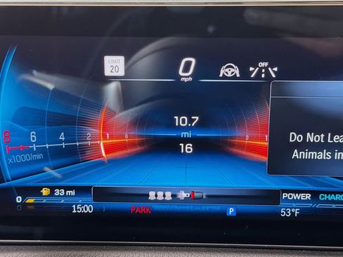 Used 2026 Mercedes-Benz GLB 35 AMG 4MATIC image 14