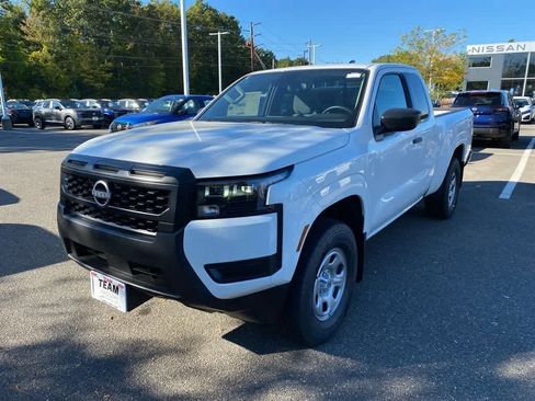 New 2026 Nissan Frontier S image 3