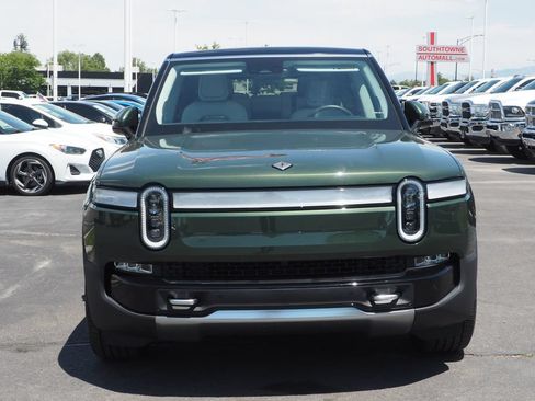 Used 2023 Rivian R1S Launch Edition AWD/4WD image 2
