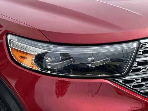 Used 2022 Ford Explorer Limited w/ Limited Technology Package image 8