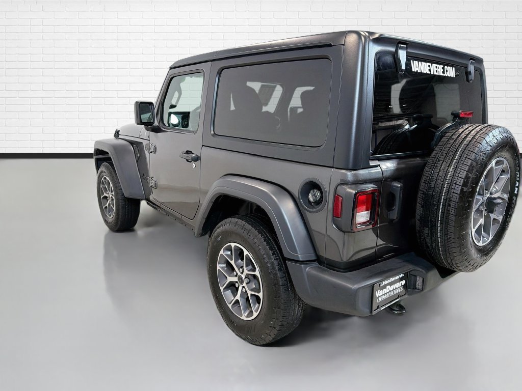 Used 2024 Jeep Wrangler Sport AWD/4WD image 7