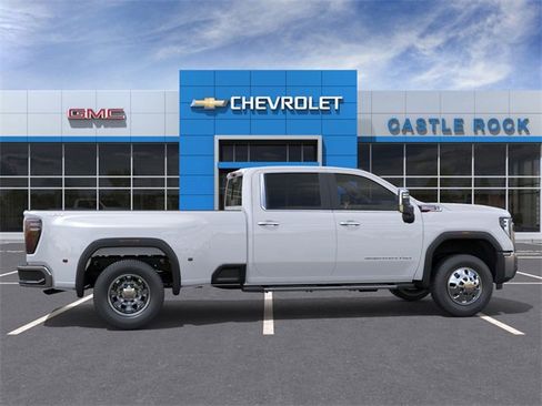 New 2026 GMC Sierra 3500 SLT w/ SLT Convenience Package image 5