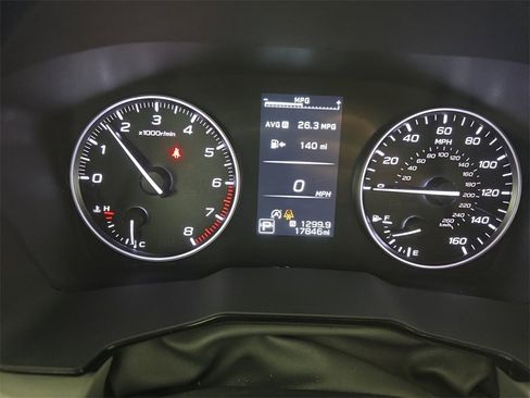 Used 2025 Subaru Outback Premium image 12