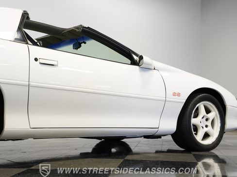Used 1997 Chevrolet Camaro SS w/ SS Alteration Pkg RWD image 29