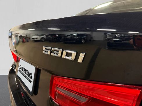 Used 2018 BMW 530i xDrive 530i xDrive Sedan 4D w/ Premium Package image 44