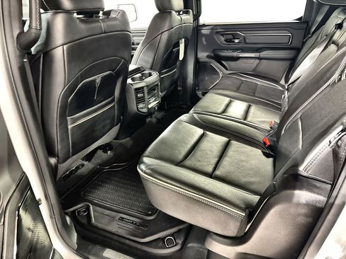 Used 2022 RAM 1500 Limited image 32