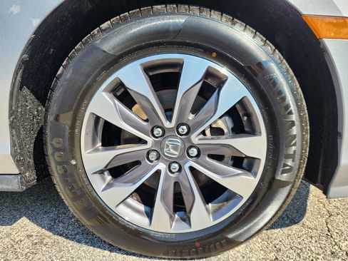 Certified 2023 Honda Odyssey EX-L image 21