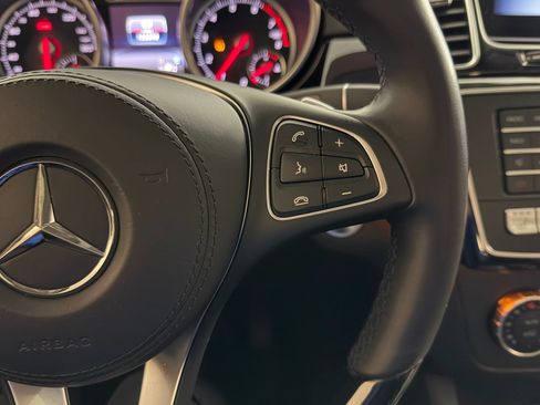 Used 2018 Mercedes-Benz GLS 550 4MATIC image 44