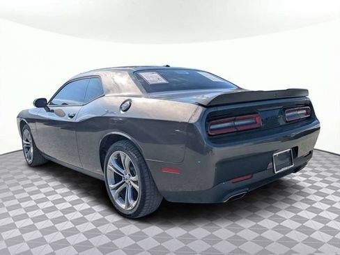 Used 2020 Dodge Challenger SXT w/ Blacktop Package RWD image 5