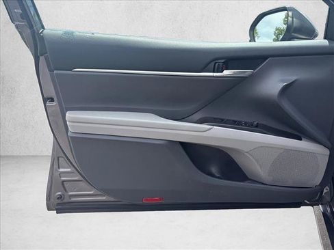 Certified 2023 Toyota Camry LE FWD image 9