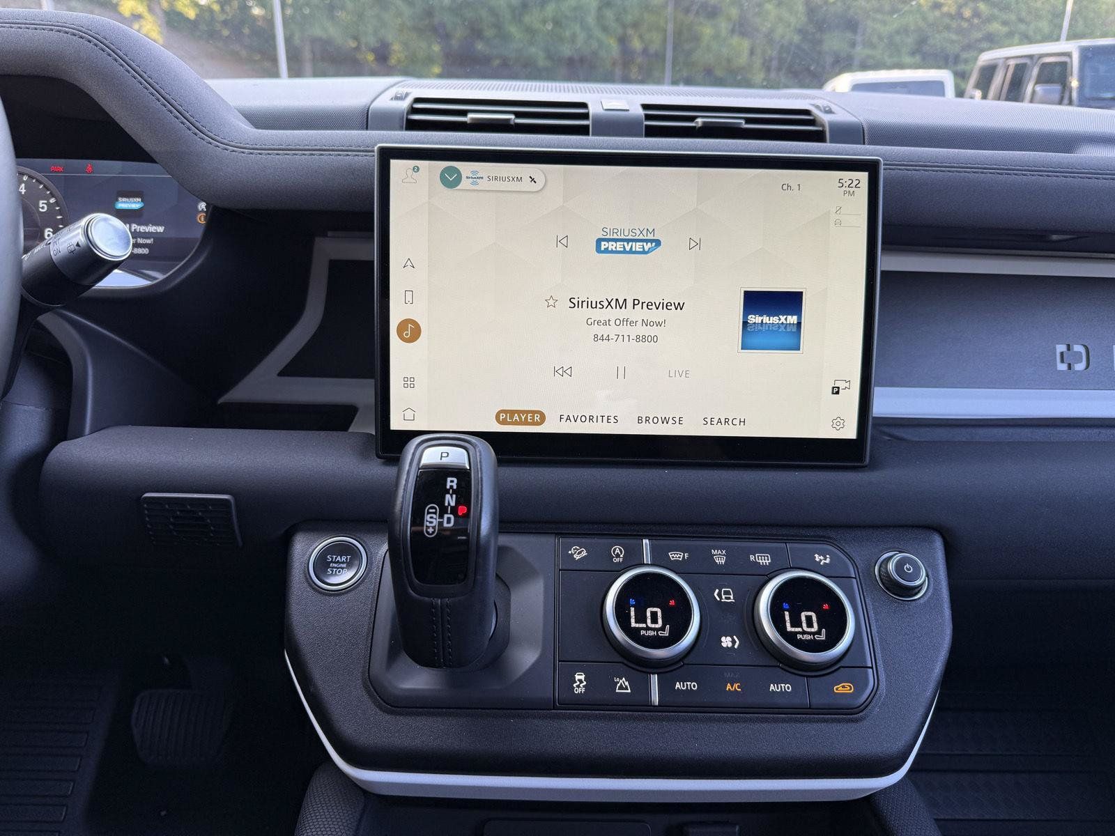 Used 2022 Land Rover Defender 110 X-Dynamic SE AWD/4WD image 18