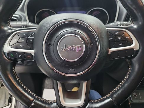 Used 2020 Jeep Compass Limited image 5