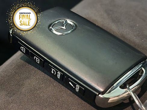 Used 2023 MAZDA MX-5 Miata Club w/ Weather Package image 31