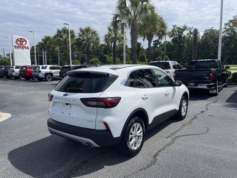 Used 2024 Ford Escape Active AWD/4WD image 10