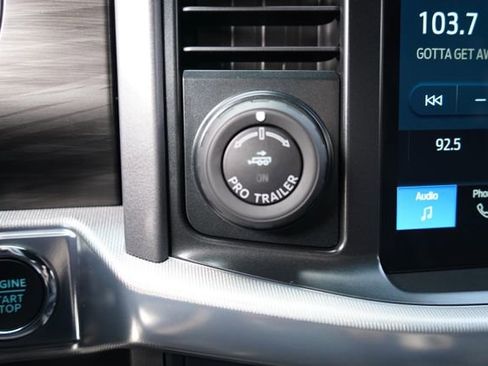 Used 2025 Ford F150 Lariat w/ Equipment Group 501A Mid image 65