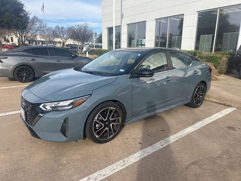 Certified 2024 Nissan Sentra SR image 1