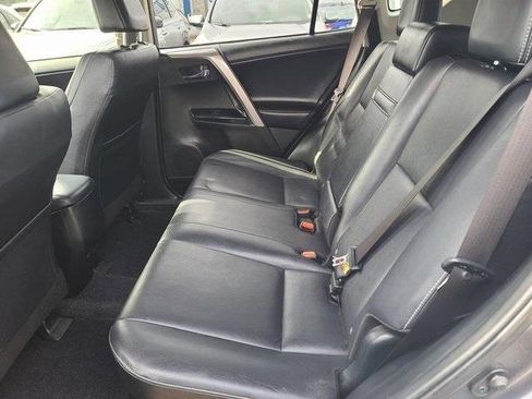 Used 2018 Toyota RAV4 Limited image 12