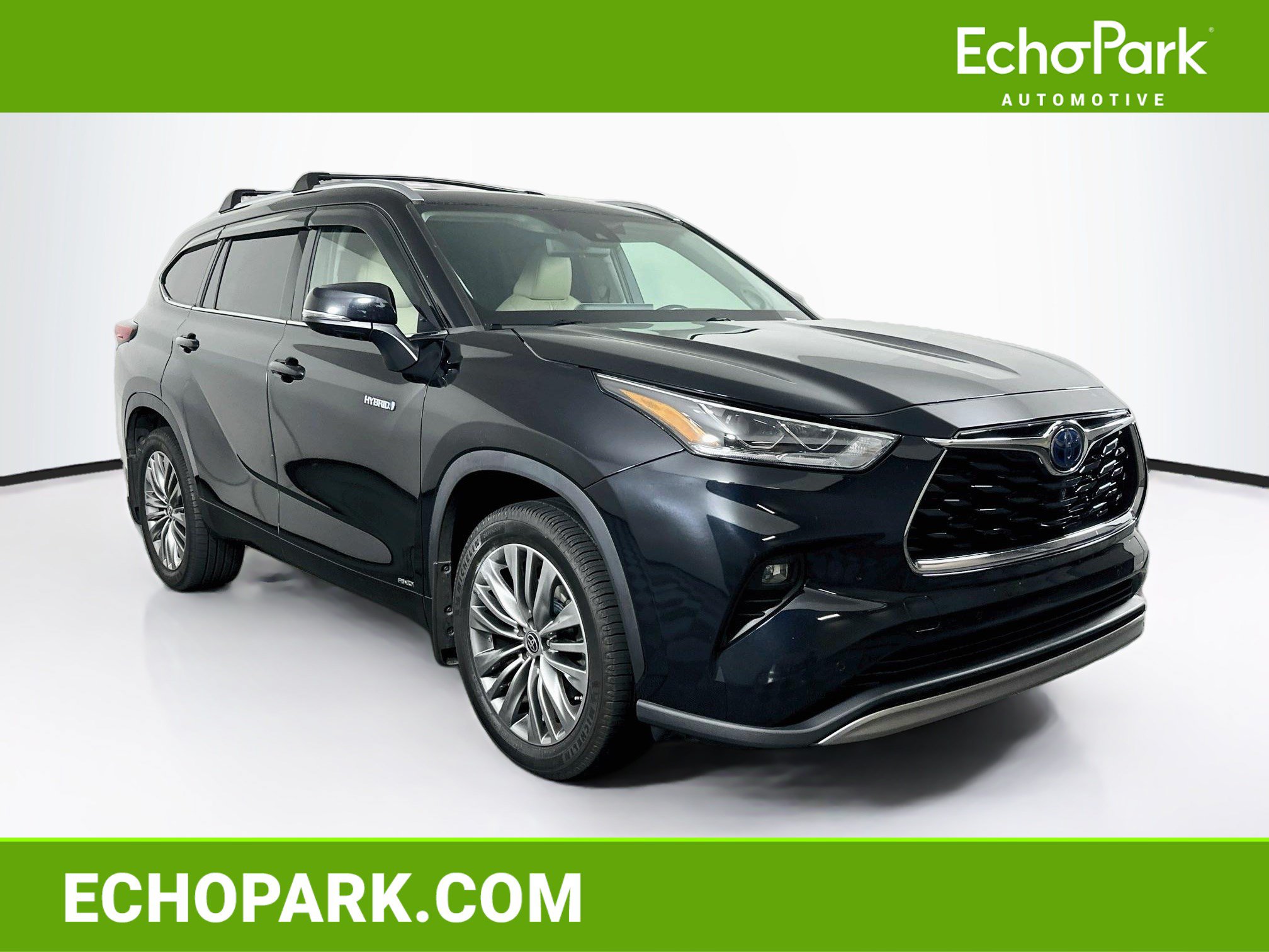 Used 2021 Toyota Highlander Platinum AWD/4WD image 1