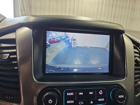 Used 2018 Chevrolet Tahoe LT w/ Z71 Midnight Edition AWD/4WD image 24