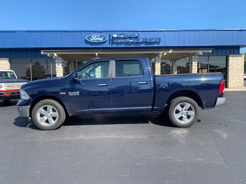 Used 2017 RAM 1500 Big Horn AWD/4WD image 8