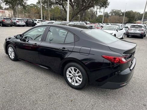 Certified 2025 Toyota Camry LE image 4