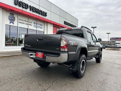 Used 2013 Toyota Tacoma 4x4 Double Cab w/ TRD Off-Road Pkg image 6