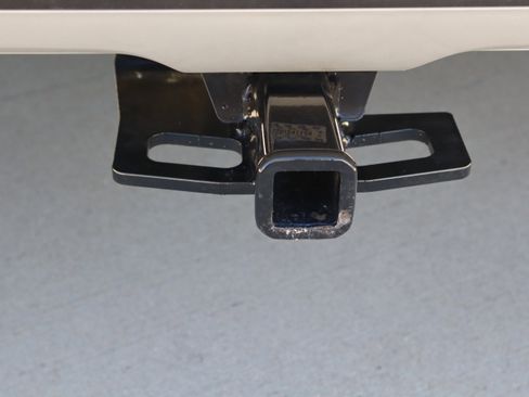 Used 2024 Hyundai Venue SEL image 26