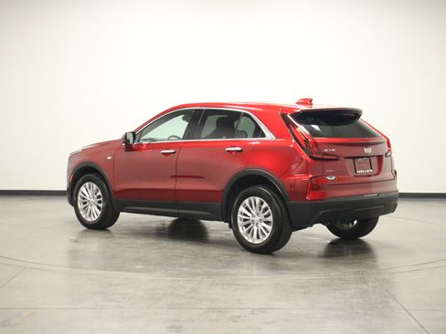 Used 2024 Cadillac XT4 Luxury image 6