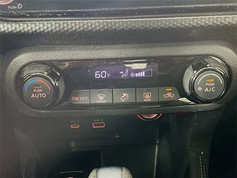 Used 2021 Nissan Kicks SV image 16