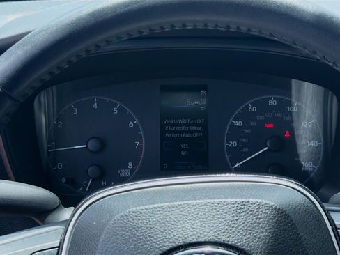 Used 2023 Toyota Corolla SE FWD image 11