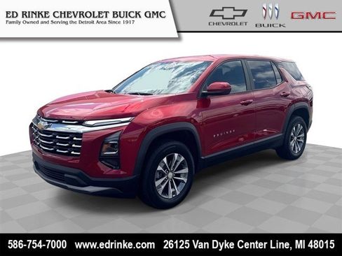 Used 2025 Chevrolet Equinox LT AWD/4WD image 1