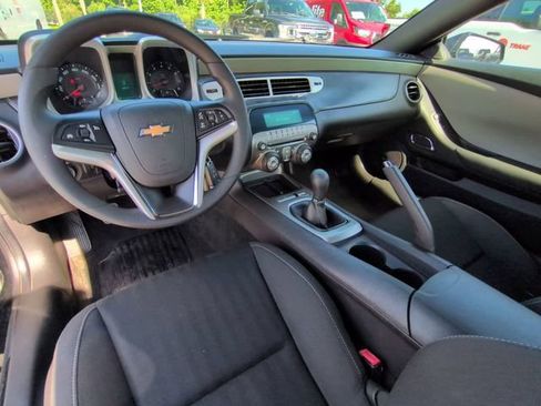 Used 2013 Chevrolet Camaro LS RWD image 13