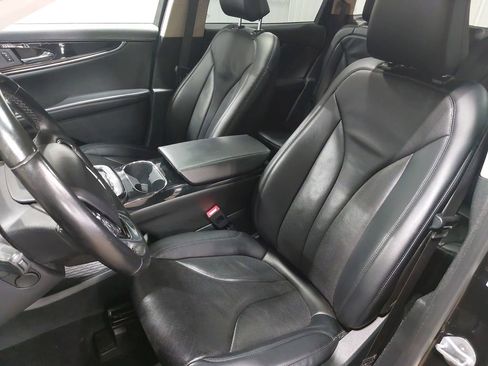 Used 2022 Lincoln Nautilus Reserve w/ Monochromatic Package image 15