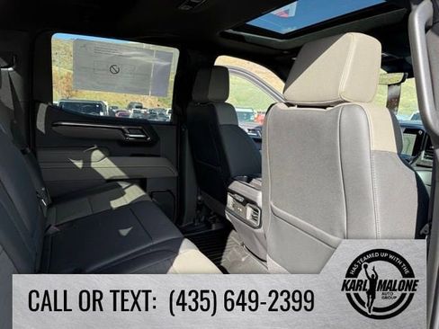 New 2026 Chevrolet Silverado 1500 ZR2 w/ Dark Appearance Package AWD/4WD image 39