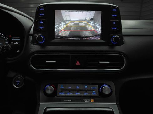 Used 2019 Hyundai Kona Limited FWD image 26