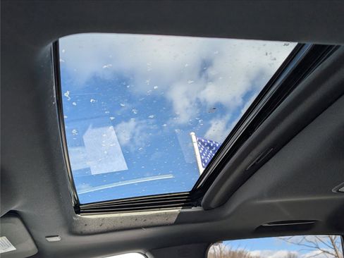 New 2026 Chevrolet Colorado ZR2 image 14