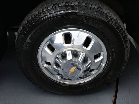 Used 2024 Chevrolet Silverado 3500 High Country w/ High Country Premium Package image 30