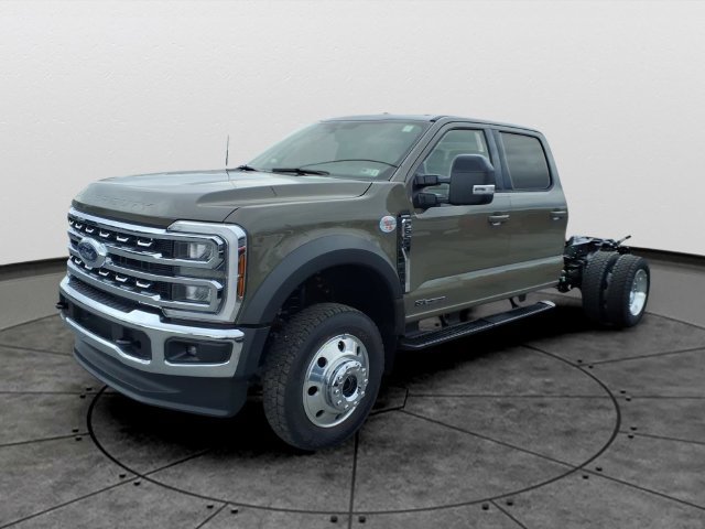 New 2026 Ford F550 4x4 Crew Cab image 1