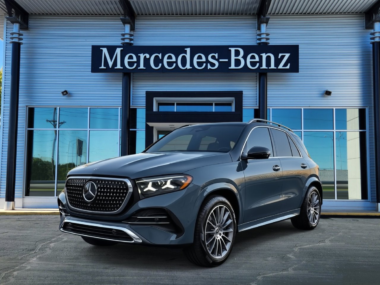 New 2027 Mercedes-Benz GLE 450 4MATIC image 3