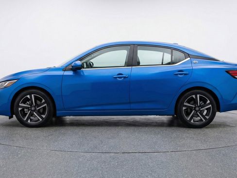 Used 2025 Nissan Sentra SV FWD image 4