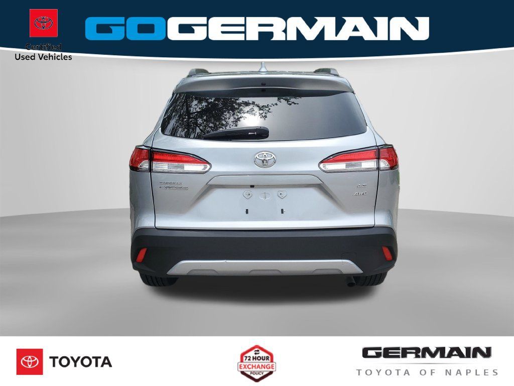 Certified 2024 Toyota Corolla Cross LE AWD/4WD image 10