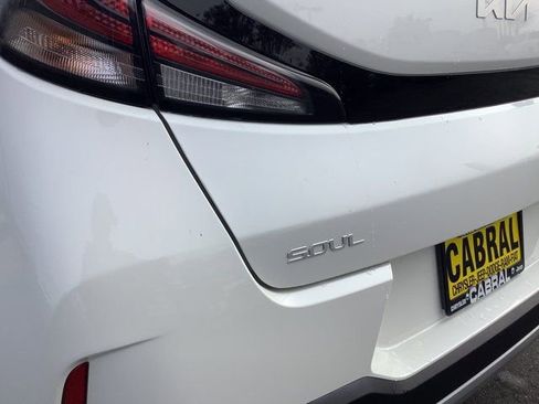 Used 2024 Kia Soul LX w/ Option Group 015 image 39